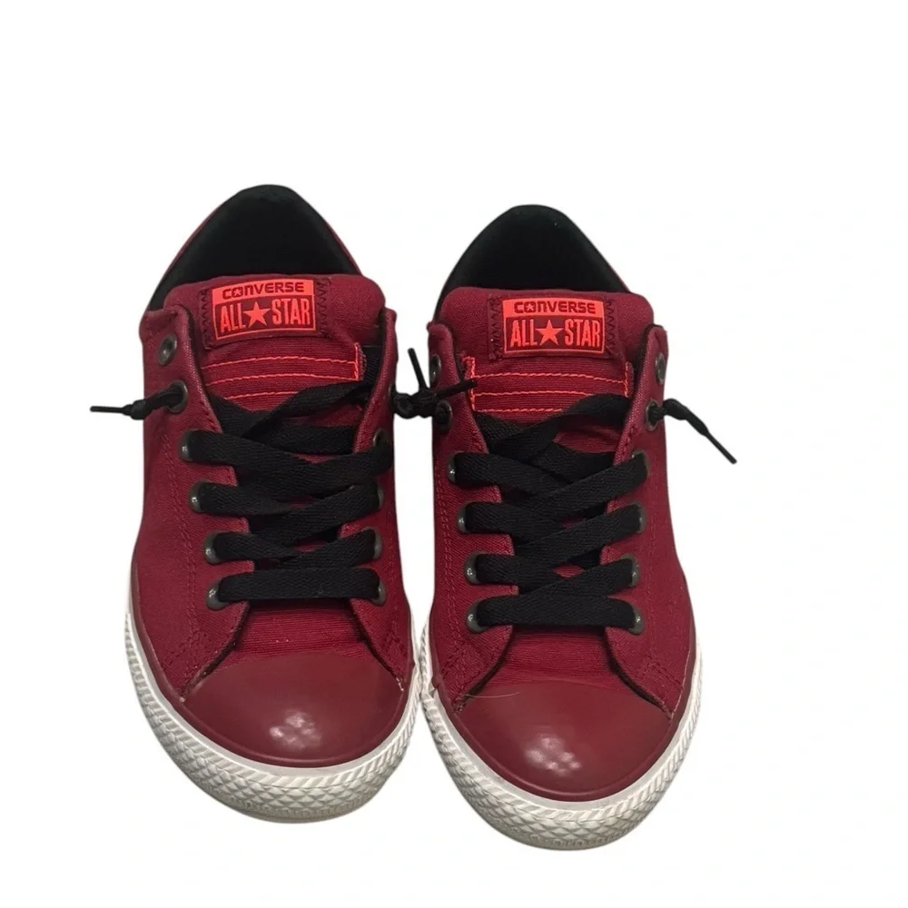Kid’s Red Converse Leather Low Top Slip-On Sneakers: Size 5